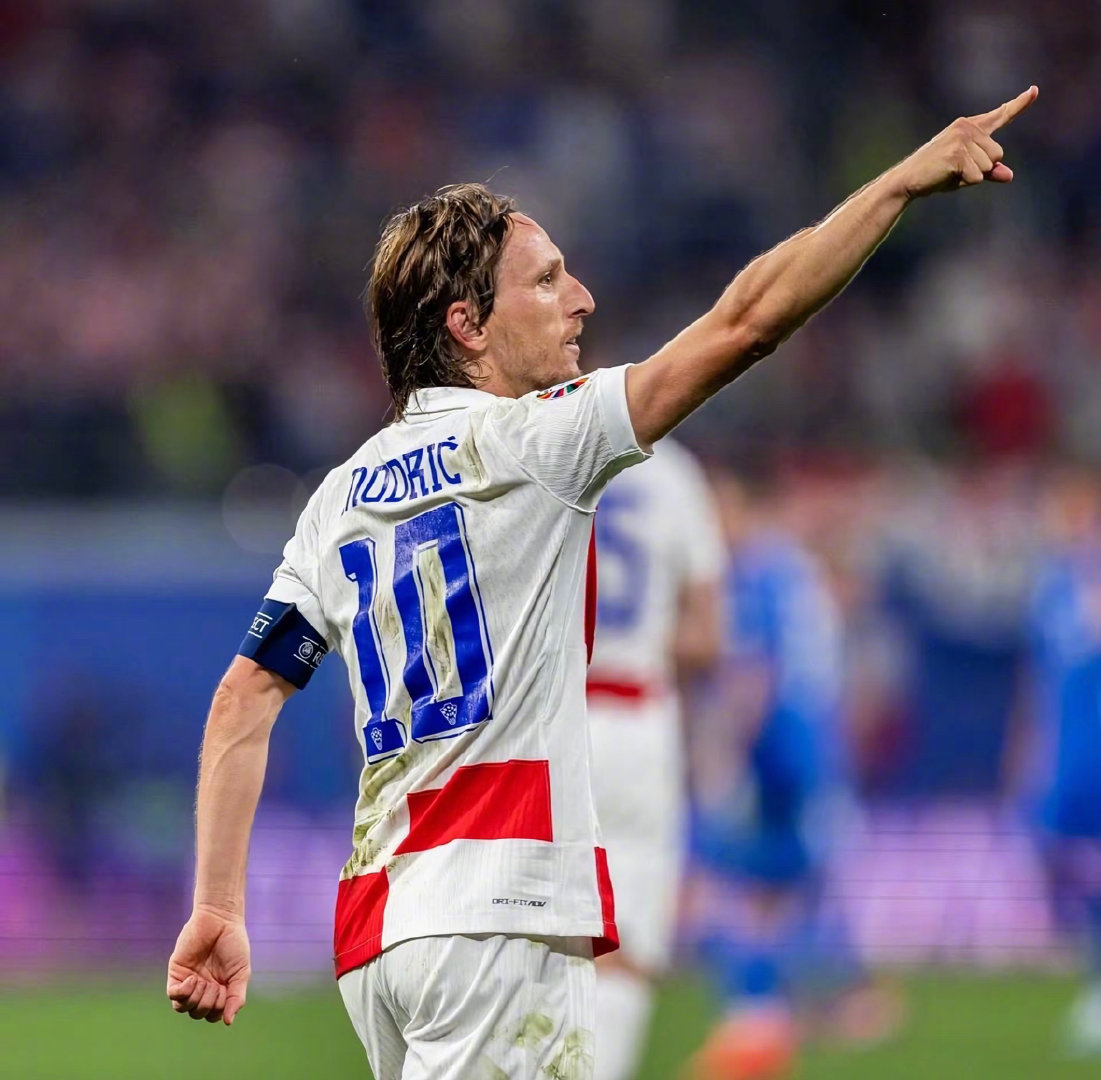 神兵利器“龙泉宝剑”破封出世 助力魔域勇士热血守护亚特大陆