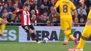 小里弗斯：火箭未达预期且合适交易对象不多，不知他们该如何破局